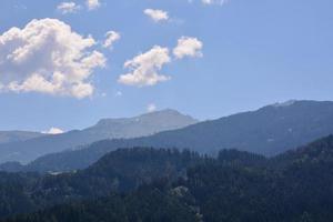 schilderachtige berglandschap foto