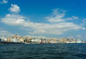 bosporus, schepen en passagier veerboten in de bosporus, Istanbul foto