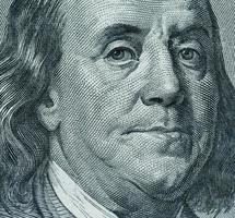 Benjamin franklin's portret Aan een honderd dollar Bill foto