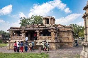 een gat, karnataka, Indië 2022 - jongen khan tempel in aigat in karnataka, Indië gebouwd door de chalukya foto