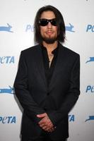 los angeles sep 25 Dave navarro arriveert Bij de peta 30e verjaardag gala Bij Hollywood palladium Aan september 25 2010 in los angeles ca foto