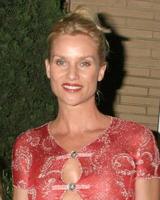 nicolette sheridan lacoste en barneys nieuw york beroemdheid veiling heuvels oktober 20 20052005 foto