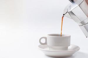 koffie op witte achtergrond foto