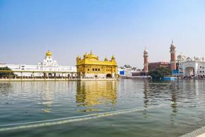 mooi visie van gouden tempel - Harmandir sahib in amritsar, punjab, Indië, beroemd Indisch Sikh mijlpaal, gouden tempel, de hoofd heiligdom van sikhs in amritsar, Indië foto