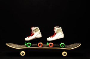 skateboard en rol skates foto