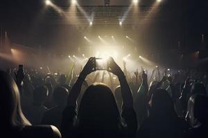 toekomst van druk concert hal Aan stadium met tafereel stadium lichten, rots tonen prestatie foto