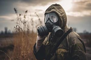 Mens met een gas- masker, nucleair oorlog en milieu ramp, radioactiviteit catastrofe, leger uitrusting foto