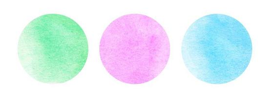 kleurrijk waterverf cirkels set. roze, groente, blauw abstract ronde meetkundig vormen Aan wit achtergrond. aquarel veelkleurig vlekken Aan papier structuur overlappen. sjabloon voor uw ontwerp. foto