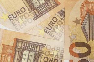 hoop van vijftig euro bankbiljetten foto