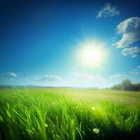 helder zon schijnt Aan groen ochtend- met gras begroeid weide, helder blauw lucht - ai gegenereerd beeld foto