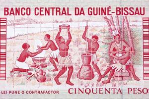 dorpelingen van Guinea-Bissau peso foto