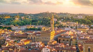 uitzicht op de skyline van florence van bovenaanzicht foto