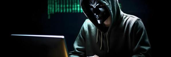 onthulling de raadselachtig wereld van cybercriminaliteit. een wit gemaskeerd hacker's voorkant visie temidden van donker kap en groen Matrix code achtergrond foto