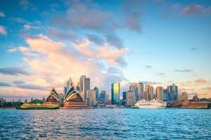 de skyline van de binnenstad van Sydney in Australië foto