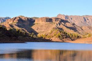 schilderachtige berglandschap foto