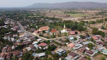 antenne visie van tempel in Thailand. foto