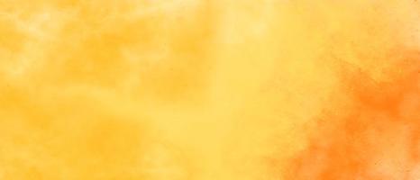 brandend achtergrond, brand vlammen achtergrond, brand in de brand grunge. oranje rood en geel waterverf grunge ontwerp. grunge kleurrijk schilderij achtergrond met ruimte voor tekst brand achtergrond met rook foto