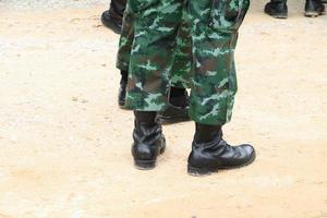 leger gevecht uniform Aan soldaat. foto