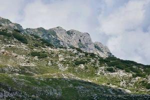 schilderachtige berglandschap foto