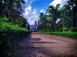 tajhat paleis, tajhat rajbari is een historisch paleis van bangladesh, gelegen in Tajhat, rangpur. foto