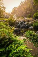 khlong naam lai waterval, mooi watervallen in klong lan nationaal park van Thailand foto