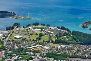 copolia spoor visie van de sport complex en woon- regering huis, en de energie eiland, mahe Seychellen foto