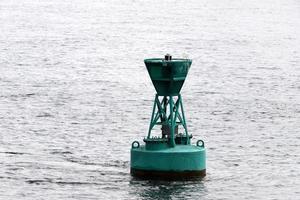 een vuurtoren is een navigatie mijlpaal dat is gebruikt naar identificeren kusten en bevind zich schepen. foto