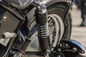 shockers op motorfiets foto