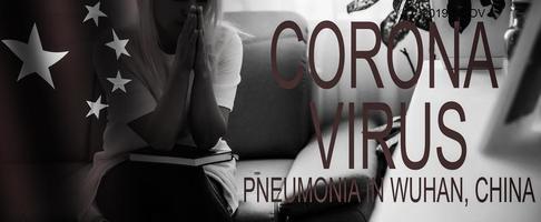 vrouw bidt omdat van corona virus. ziek vrouw foto