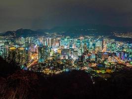 seoul city at night, zuid-korea foto