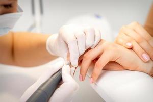 manicure Verwijderen oud nagel Pools foto