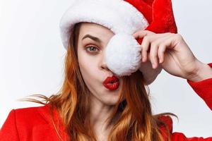 vrolijk mooi vrouw vakantie Kerstmis kostuum de kerstman model- foto