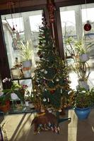 Kerstmis boom met wijnoogst decoratie foto