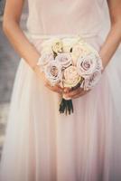 bruid in roze foto