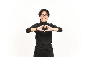 glimlach en tonen liefde teken van knap Aziatisch Mens geïsoleerd Aan wit achtergrond foto