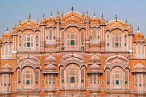 hawa mahal op een zonnige dag, jaipur, rajasthan, india foto