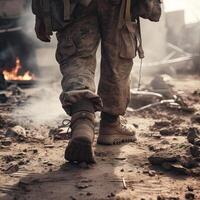 dichtbij omhoog illustratie van een leger Mens wandelen Aan een leeg vernietigd omgeving. verwoesting, oorlog tafereel. rook en mist. verdrietig gevecht gevoel. generatief ai. foto