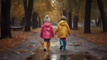 kinderen in rubber laarzen wandelen in de park. generatief ai foto