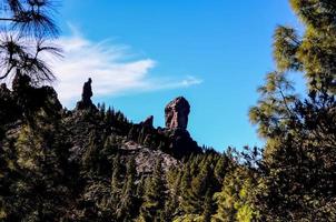 schilderachtig uitzicht op de bergen foto