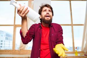 Mens wasmiddel interieur schoonmaak onderhoud professioneel levensstijl foto