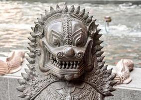 tempel standbeeld in Thailand foto