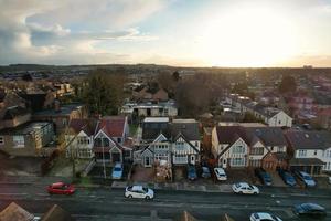 antenne visie van luton woon- wijk van heilige Augustine gem luton Engeland Engeland Super goed Brittannië. de beeld was gevangen genomen Aan 06-april-2023 met drone's camera gedurende zonsondergang foto