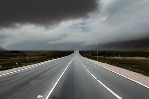 ai generatief een weg met een donker lucht en de zon schijnend foto