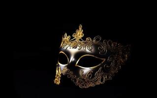 elegant luxe carnaval masker, gouden masker, vieren Purim festival, Venetiaanse masker achtergrond ai generatief foto