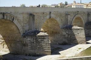 Romeins brug Aan guadalquivir rivier- in Cordoba, Spanje foto