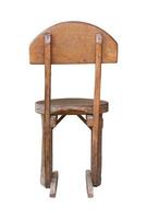 terug visie van oud houten stoel geïsoleerd Aan wit met knipsel pad foto