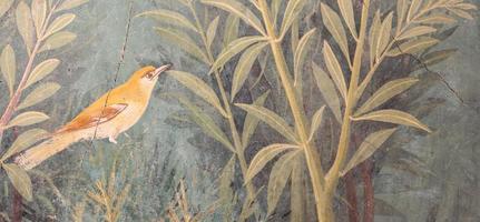Italië, Pompeii - luxe Romeins huis interieur, fresco detail met vogel in een tuin foto