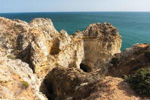 Algarve kust in Portugal foto