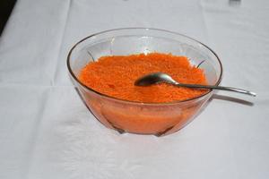 oranje wortel salade foto