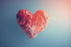 een hart vorm gemaakt met veelhoeken in roze tinten Aan een licht blauw helling achtergrond, genereren ai foto